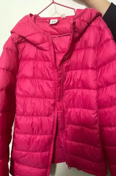 Chaqueta inflada rosada GAP niña!! - miniatura 1