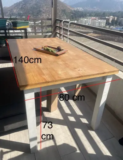 Mesa de comedor de madera - miniatura 1