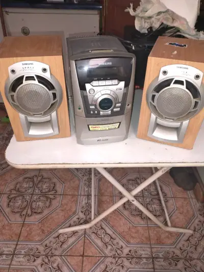 Sistema de sonido Samsung 600W - miniatura 2