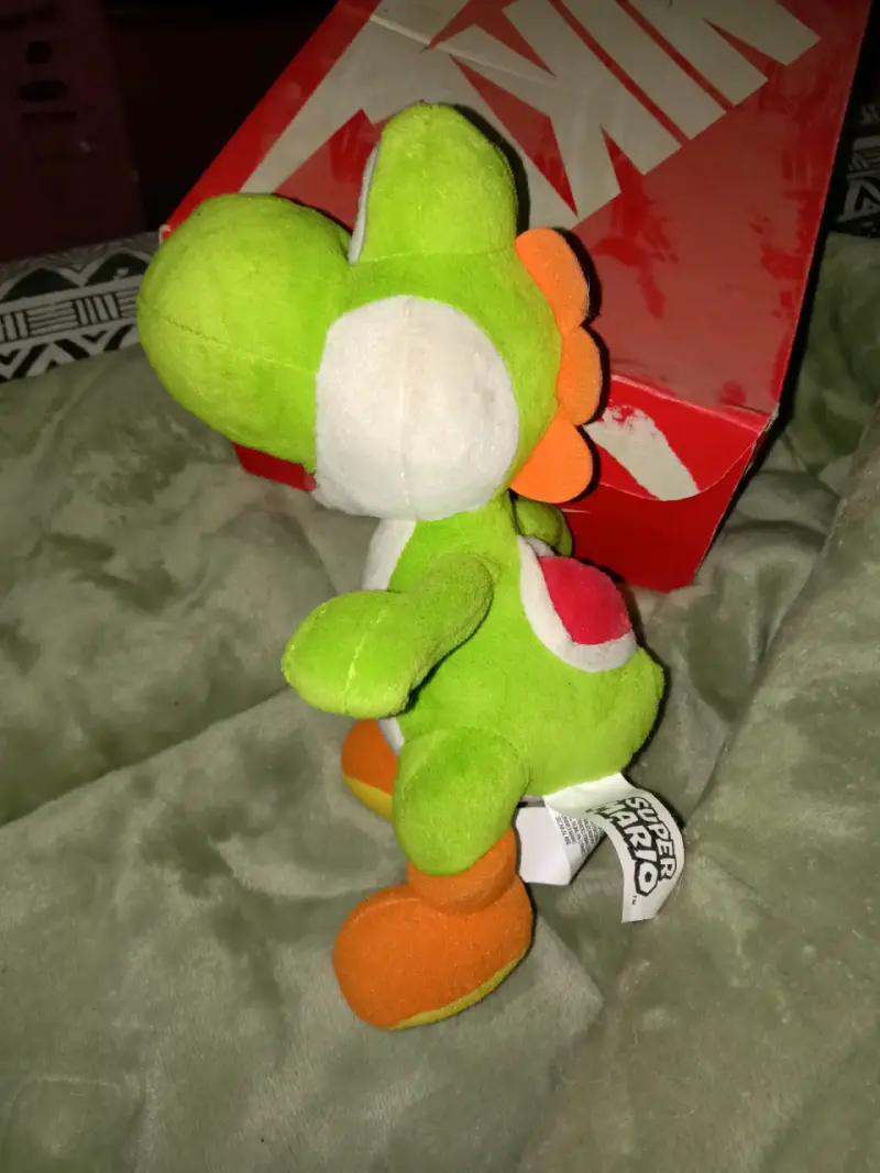 Peluche Yoshi verde Super Mario 25cm - 2