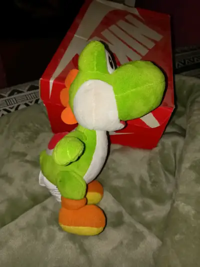 Peluche Yoshi verde Super Mario 25cm - miniatura 4