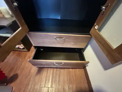 Vitrina de madera con vidrio - miniatura 4