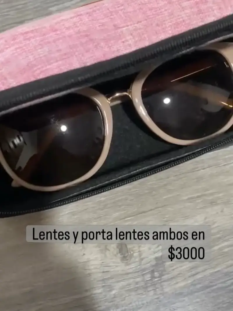 Lentes de sol con estuche - 1