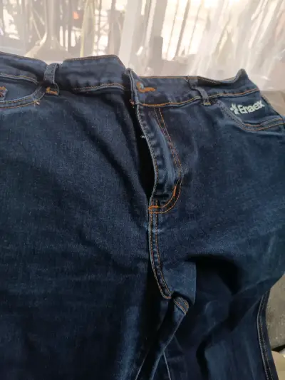 Jeans logo enaex talla 46 y 48 son 6 - miniatura 3