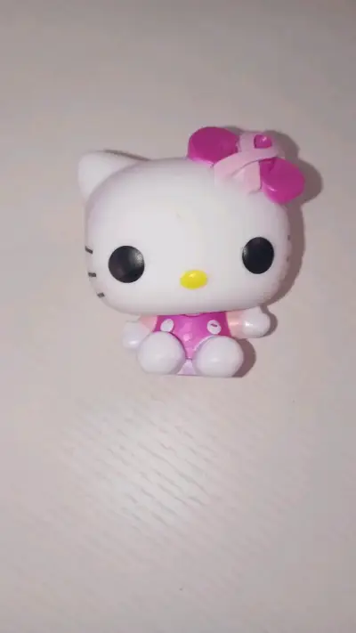 Figurita Hello Kitty - miniatura 2