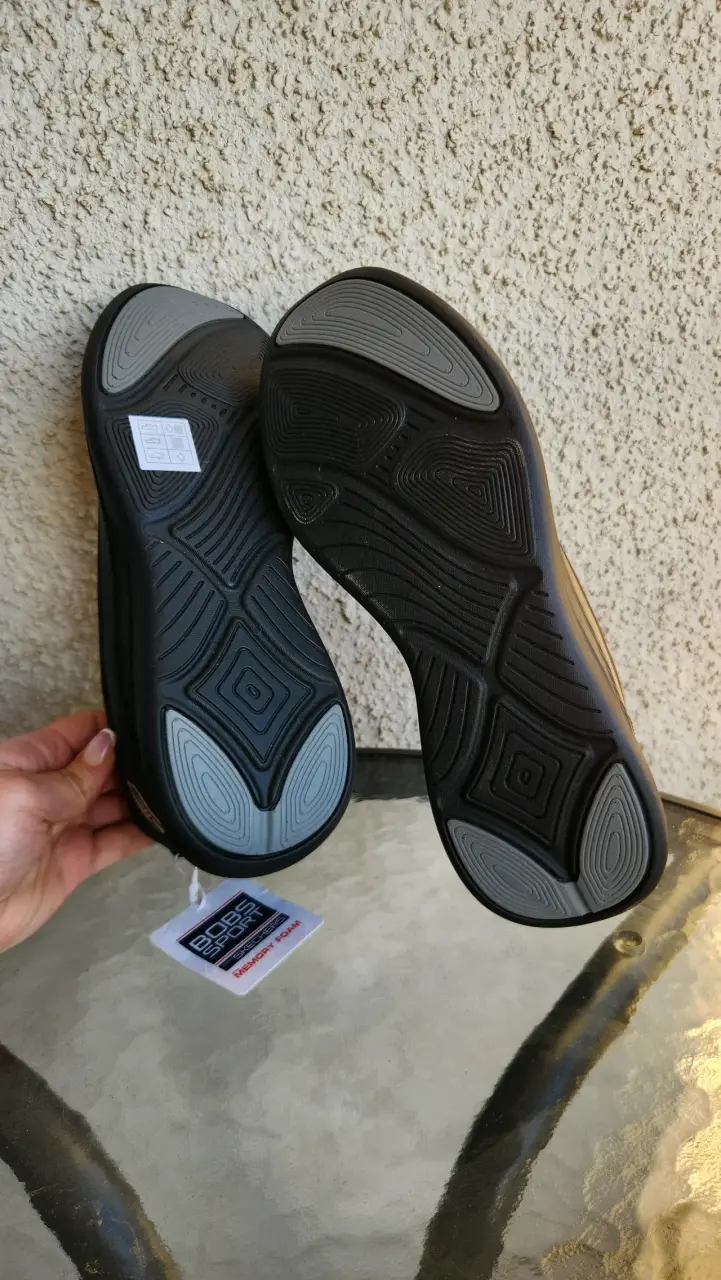 Zapatillas negras diaria o deportiva Skechers - 3
