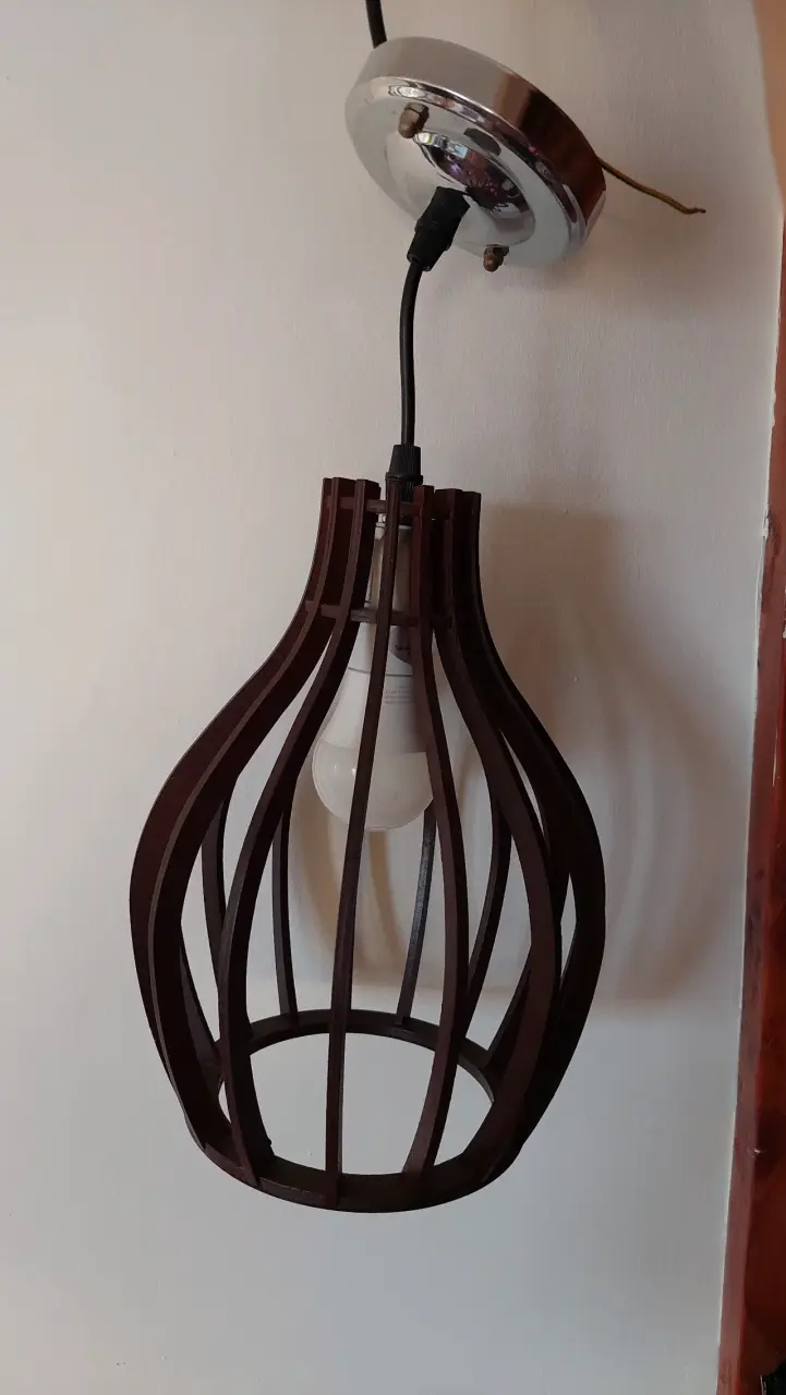 2 Lámparas colgante de madera