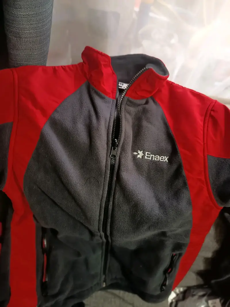 Parka roja con capucha Enaex - 5