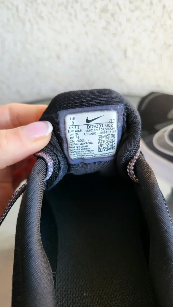 Zapatillas deportivas negras Nike - 5