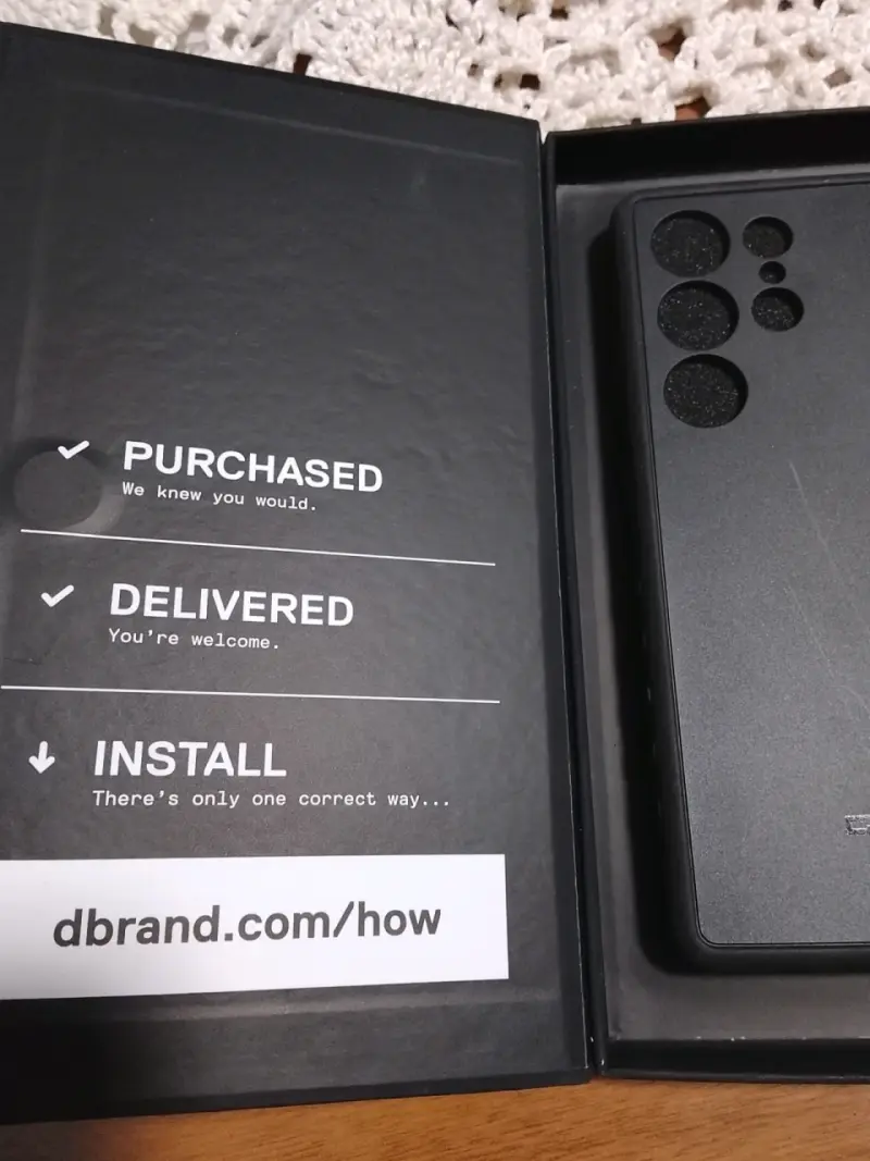 Skin para celular dbrand negro - 2