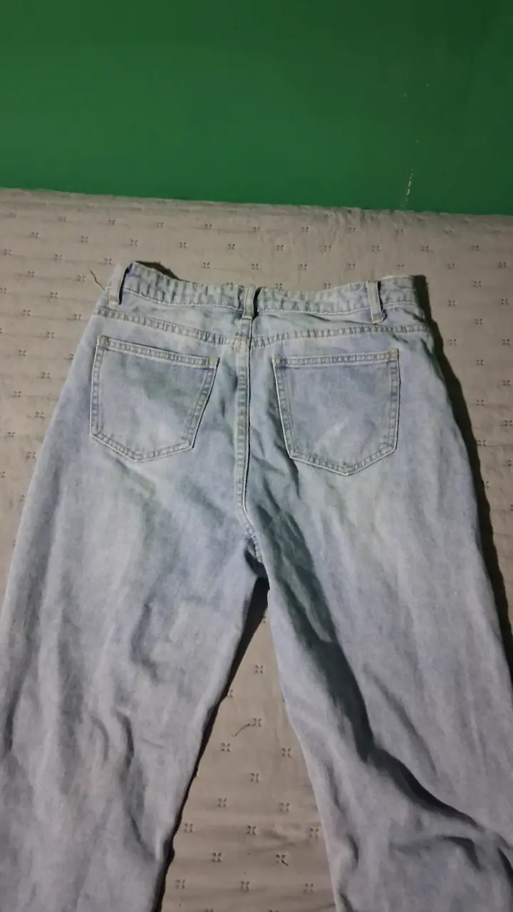 Jeans rasgados celestes - 4
