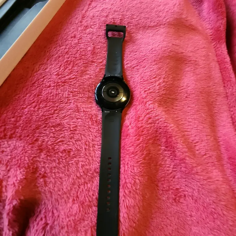 Reloj inteligente Galaxy Watch4 - 4