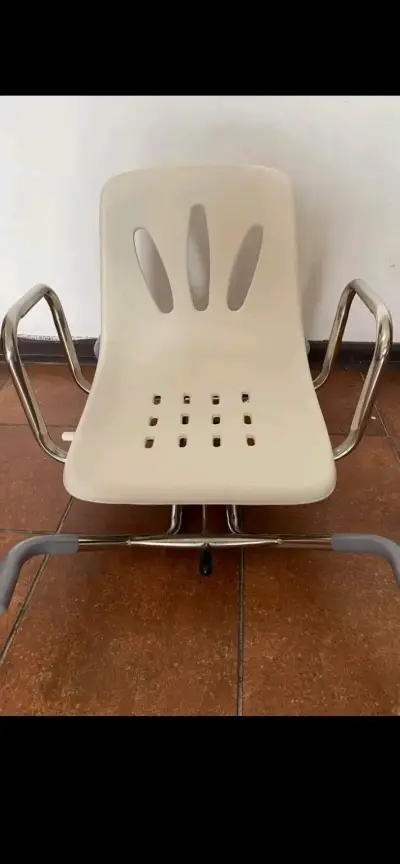 Silla de ducha con respaldo - miniatura 1