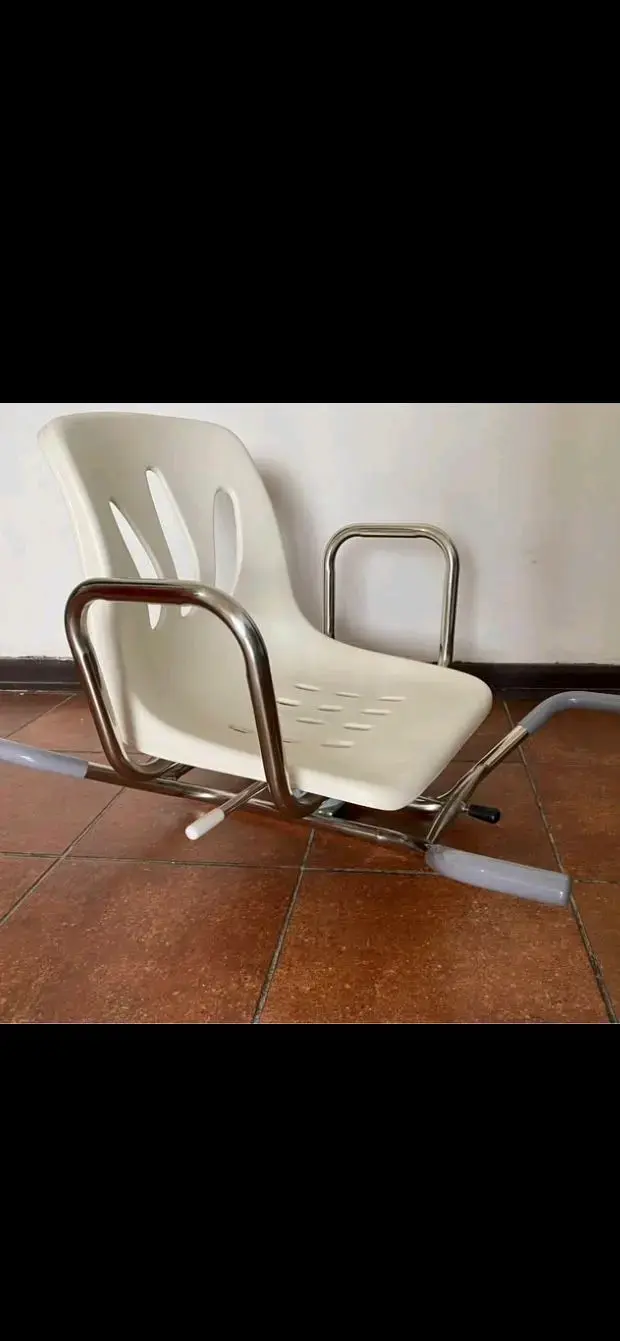 Silla de ducha con respaldo - 2
