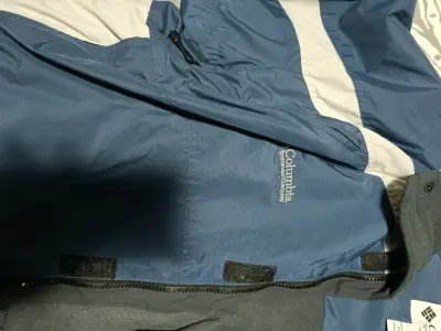 Chaqueta Columbia azul impermeable - miniatura 3