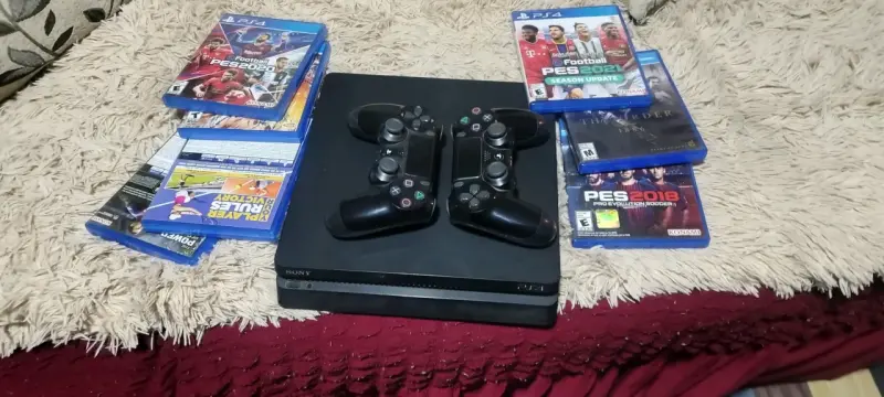 Consola PS4 con juegos incluidos con 7 juegos incl - 2