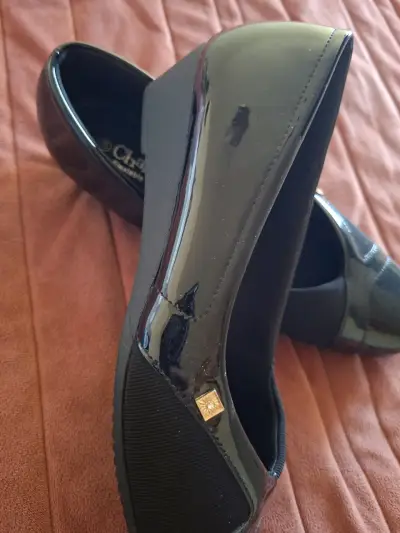 Zapatos negros flexibles talla 39 - miniatura 2
