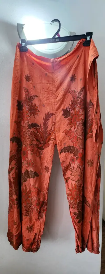 Pantalones estampados naranjas - miniatura 2