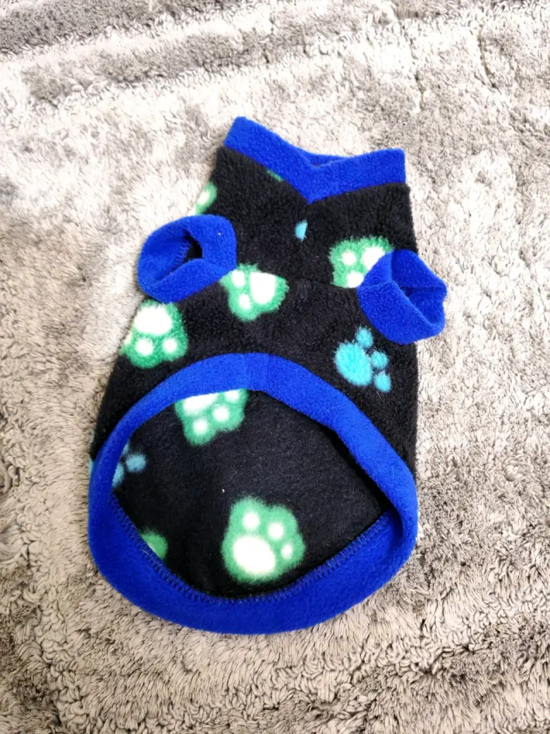 Abrigo para perro azul con huellas - 2