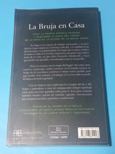 Libro 'La Bruja en Casa' - miniatura 1