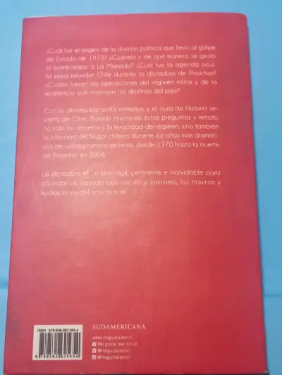 Libro 'La Dictadura' de Baradit - miniatura 2