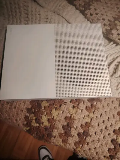 Consola de videojuegos compacta - miniatura 3