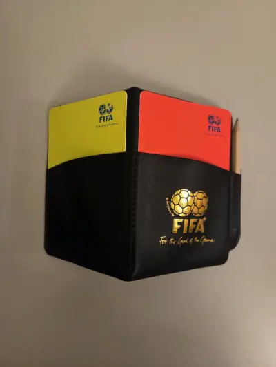 Cuadernillo de árbitro FIFA - miniatura 1