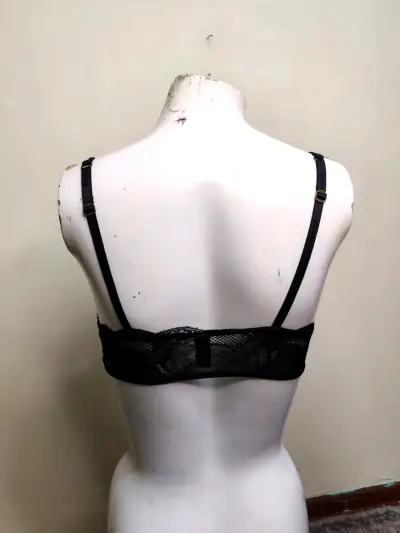 Sostén negro encaje mujer - miniatura 5