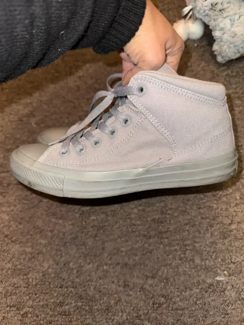 Zapatillas grises Converse alto - 3