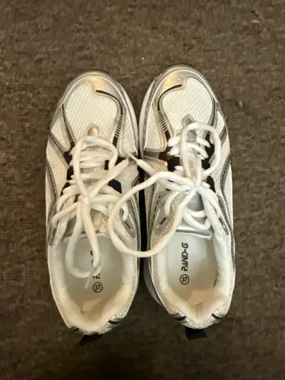 Zapatillas deportivas blancas unisex - miniatura 1