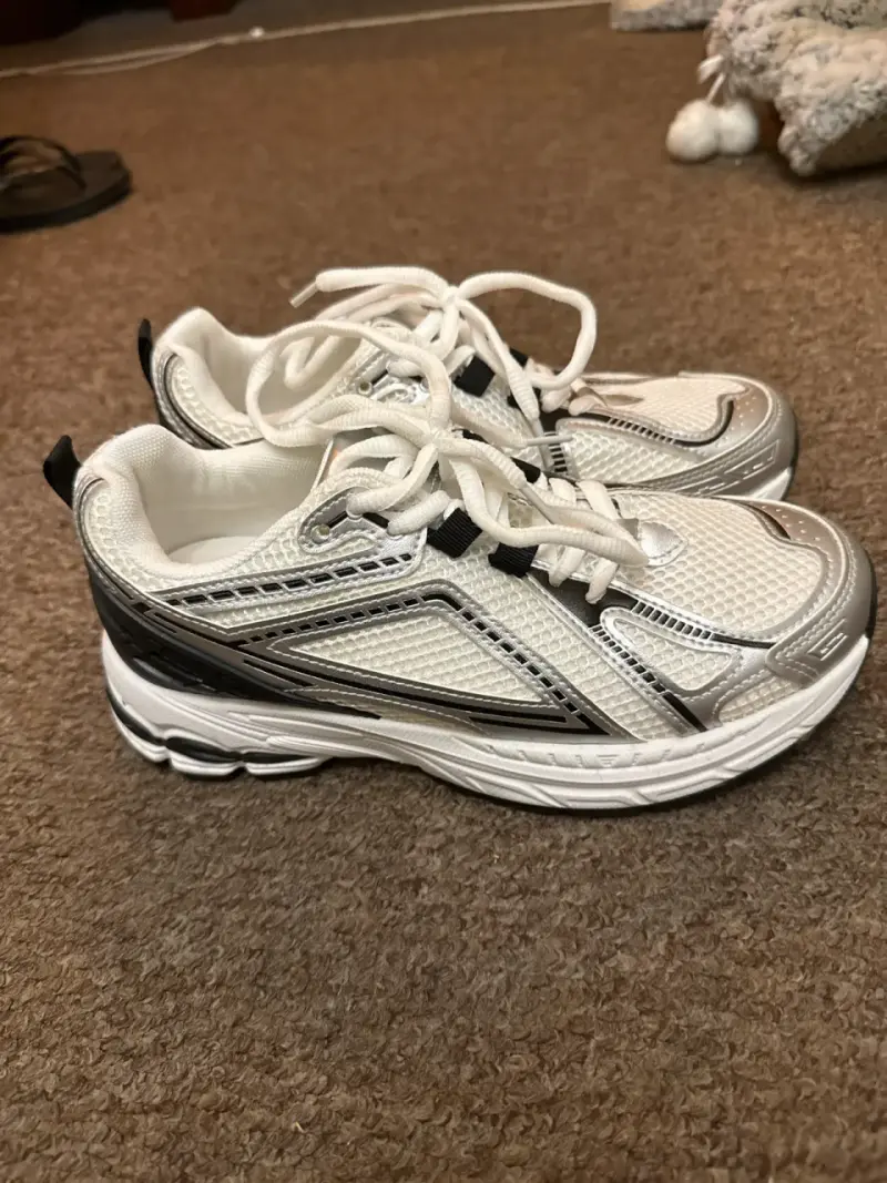 Zapatillas deportivas blancas unisex - 2