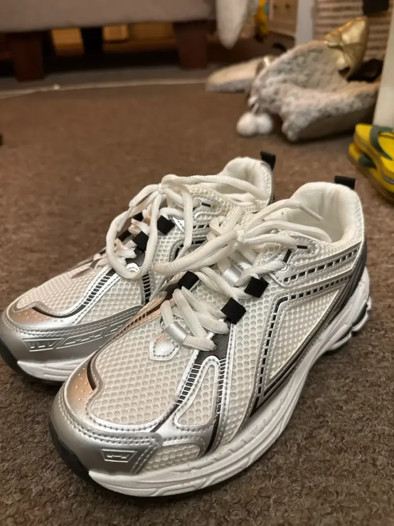 Zapatillas deportivas blancas unisex - 4