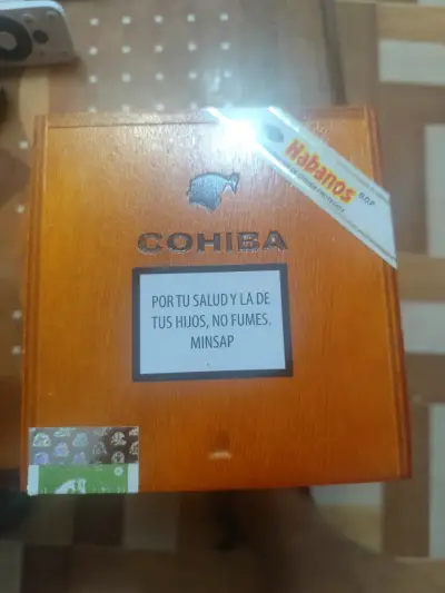 Caja de puros Cohiba robustos - miniatura 3