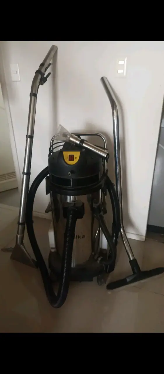 Máquina limpia tapiz