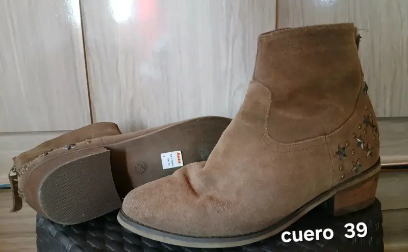 Parka beige con capucha - 3