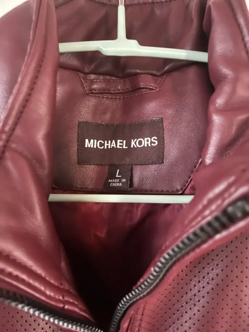 Chaqueta de cuerina burdeo Michael kors - 2