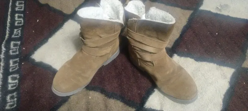 Botines de gamuza café