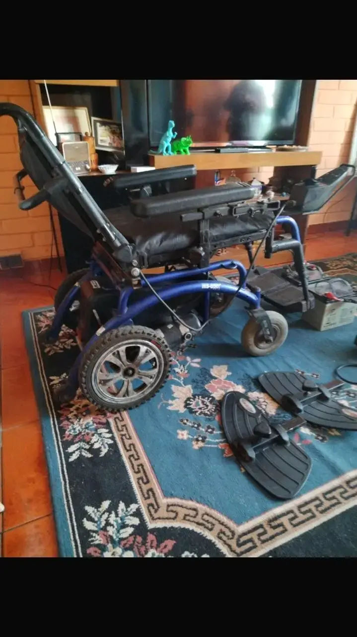 Silla de ruedas eléctrica HS-6500 - 5