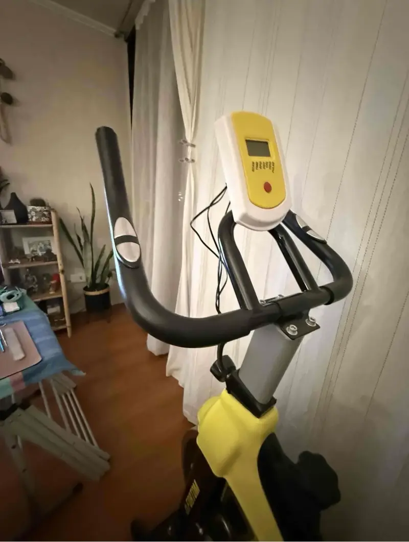 Bicicleta estática Forton amarilla - 3