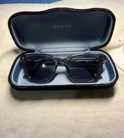 Lentes de sol Gucci - miniatura 2
