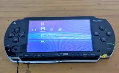 Consola portátil PSP Sony - miniatura 1