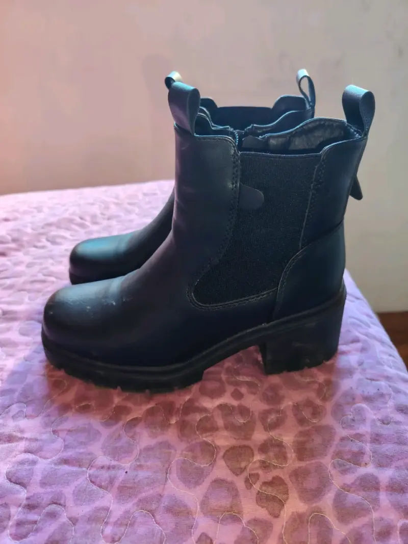 Botines negros