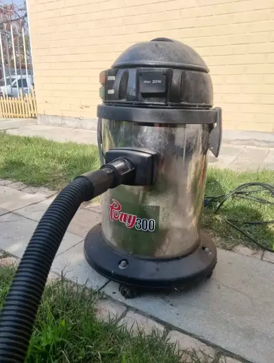 Máquina de lava tapiz Pony 300 - miniatura 2