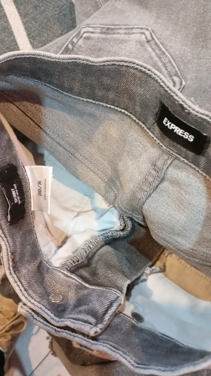 Jeans gris desgastados - 2