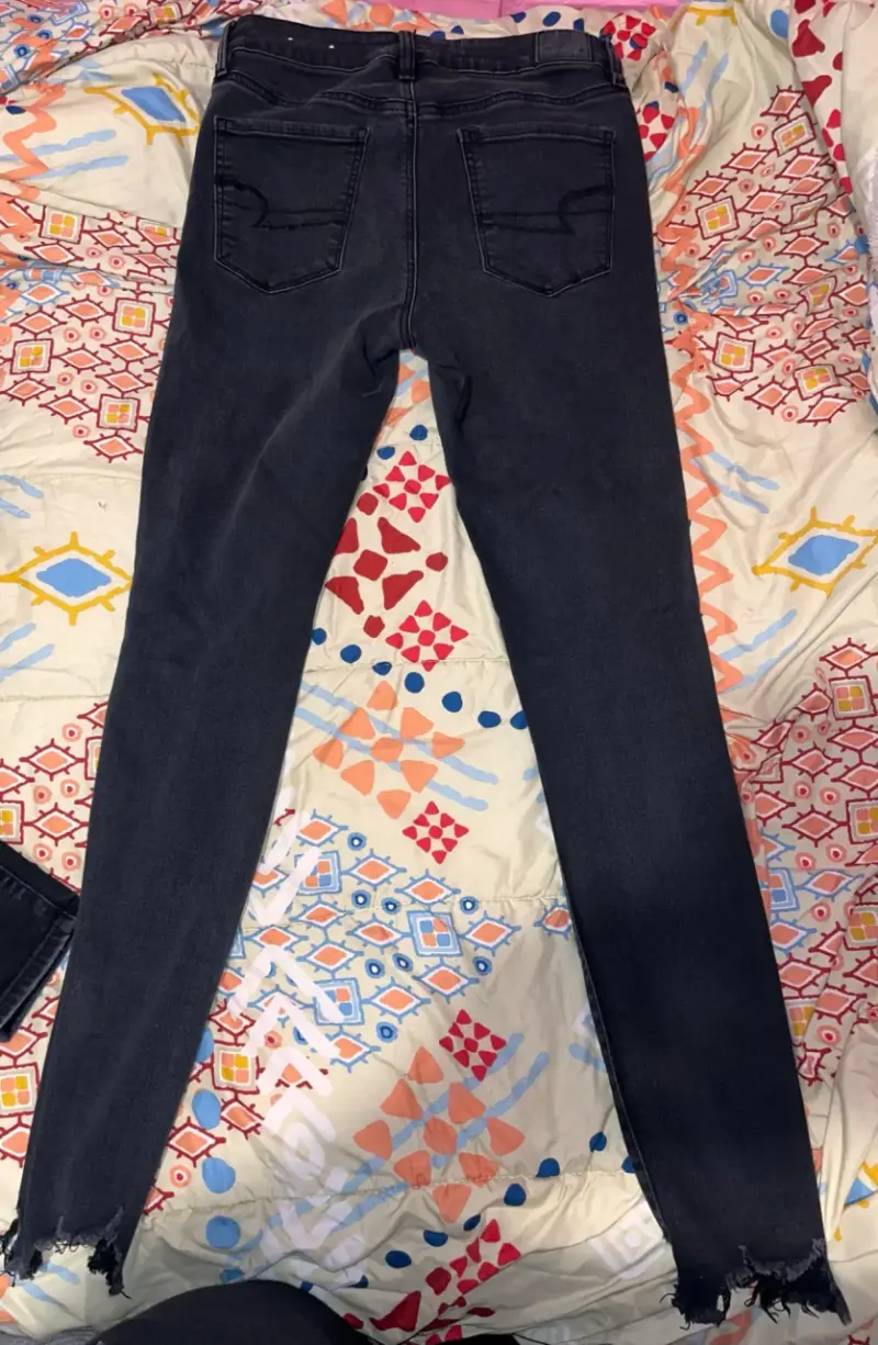 Jeans negros ajustados - 1