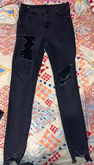 Jeans negros ajustados - miniatura 2