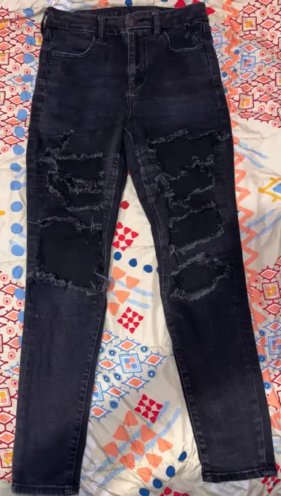Jeans negros ajustados - miniatura 4