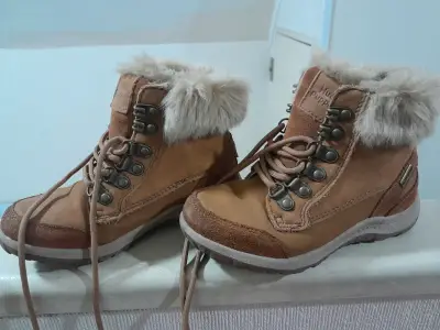 Botas de invierno marrones - miniatura 1