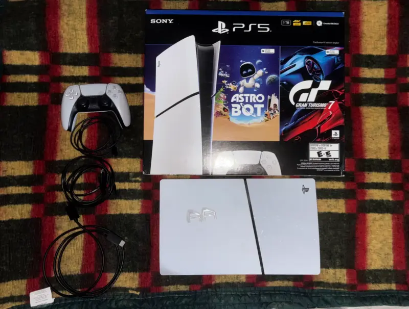 Consola PS5 con caja y mando - 2