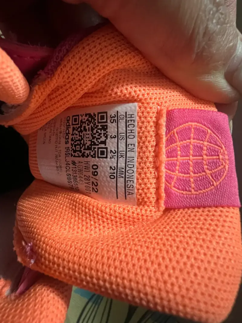 Zapatillas Adidas rosadas para niña - 3